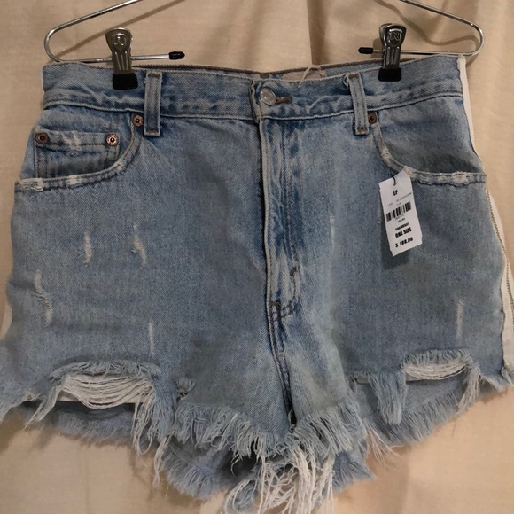 Loose Jean Shorts - Picture 1 of 5